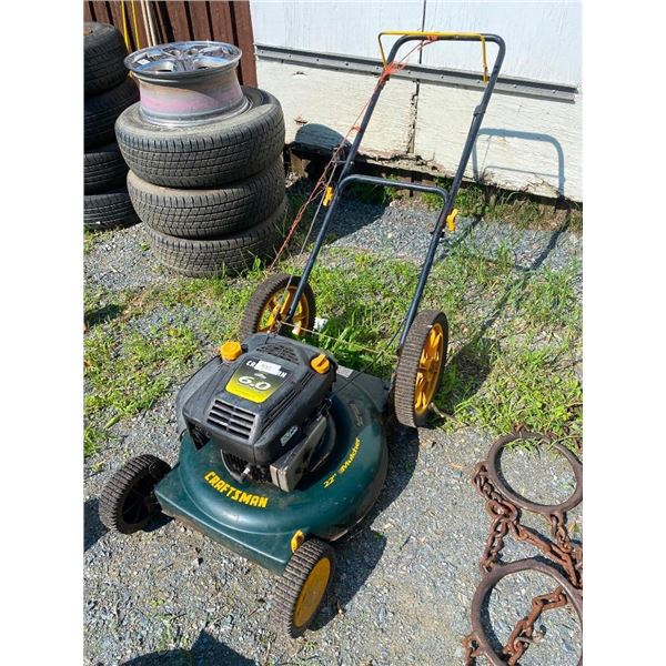 22IN CRAFTSMAN PUSH LAWN MOWER - NEEDS SOME TUNING