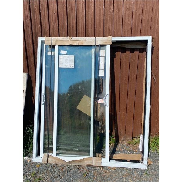 6FT PATIO SLIDING DOOR - WHITE ON ONE SIDE AND BLACK ON THE OTHER