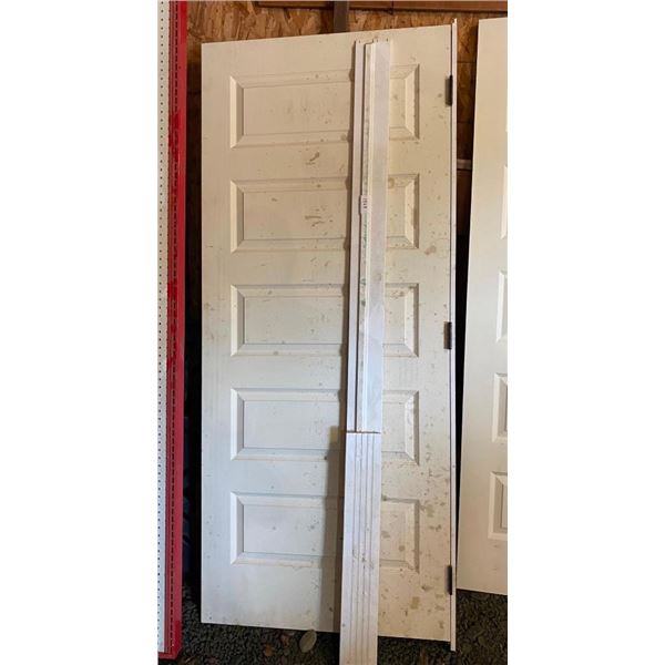 34IN INTERIOR DOOR - DAMAGED AS SEEN IN PIC