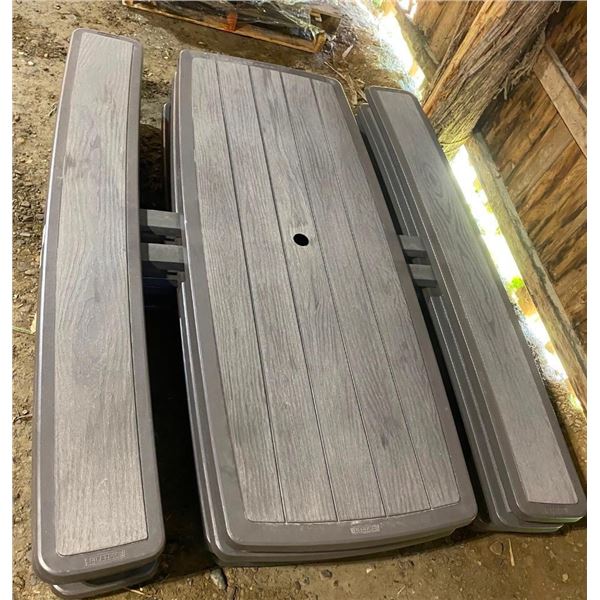 6FT LIFETIME FOLDABLE PICNIC TABLE