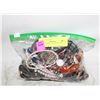 Image 1 : BAG OF ESTATE JEWELRY FOR