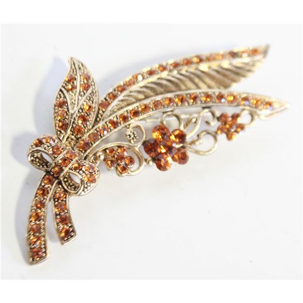 VINTAGE RHINESTONE BROOCH