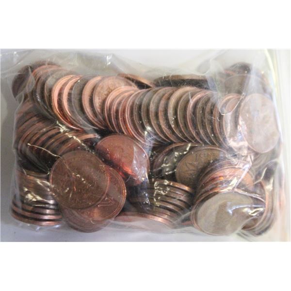ESTATE BAG OF LOOSE PENNIES
