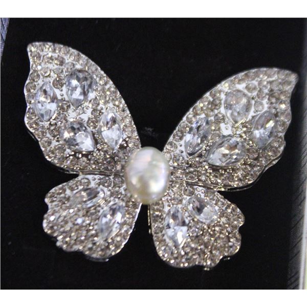 SILVER GENUINE PEARL BUTTERFLY BROOCH
