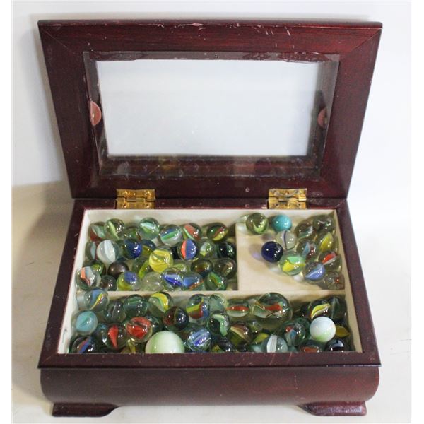 VTG. ESTATE MUSIC JEWELERY BOX WITH