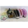 Image 1 : 3 NAPKIN HOLDERS, 3 TRINKET DISHES,