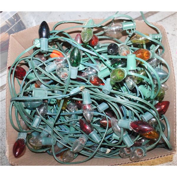 VINTAGE OUTDOOR XMAS LIGHTS- LARGE BULB- WORKING