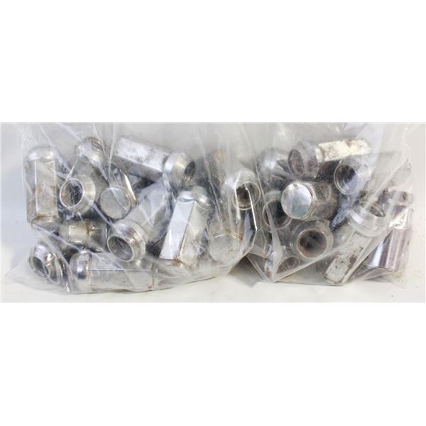 24 - 14X2 CHROME WHEEL NUTS & SOCKET