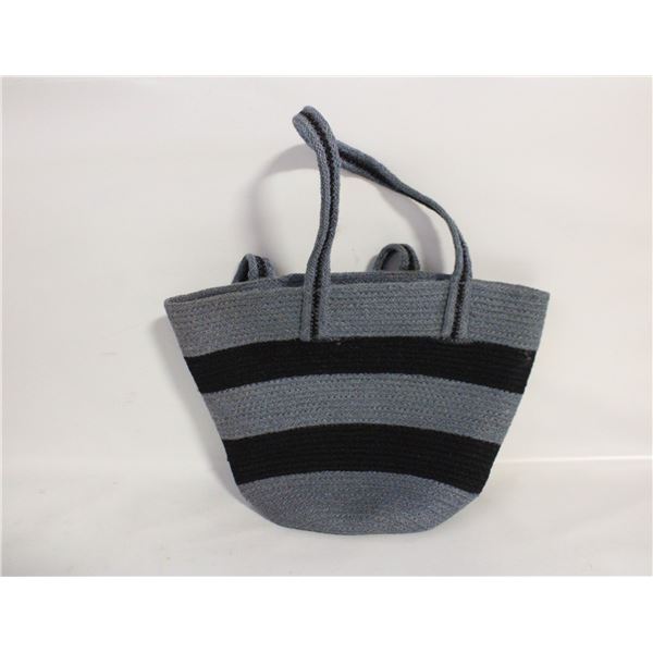 GREY BLACK WOVEN BAG