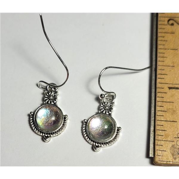 29) SILVER TONE & ROCK CRYSTAL DROP