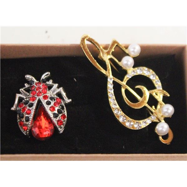 NEW 2PCS BROOCH SET