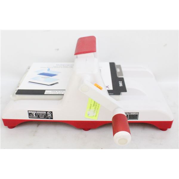 WHITE SIZZIX BIG KICK DIE-CUTTING & EMBOSSING