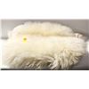 Image 1 : SHEEPSKIN 40" X 34"