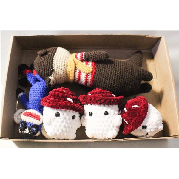 ESTATE HANDMADE CROCHETED OTTER,
