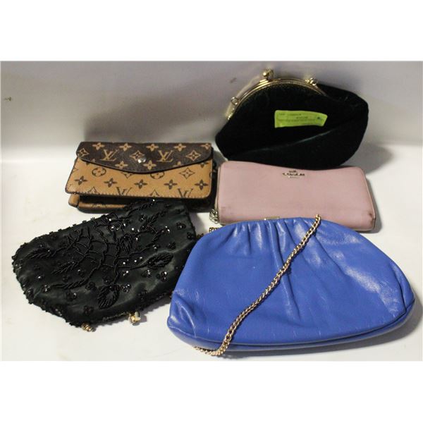 VINTAGE PURSE SELECTION