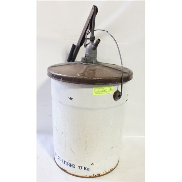 VINTAGE GENUINE RED RAM METAL GAS CAN 20L CAPACITY