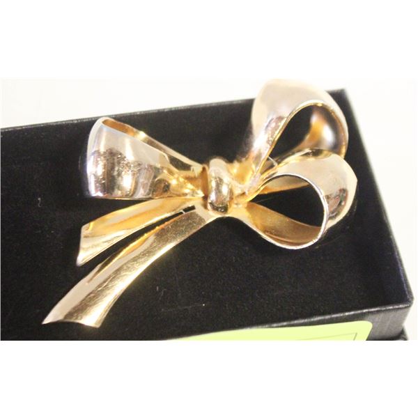1950 SIGNED CORO BOW GOLD PLATED BROOCH