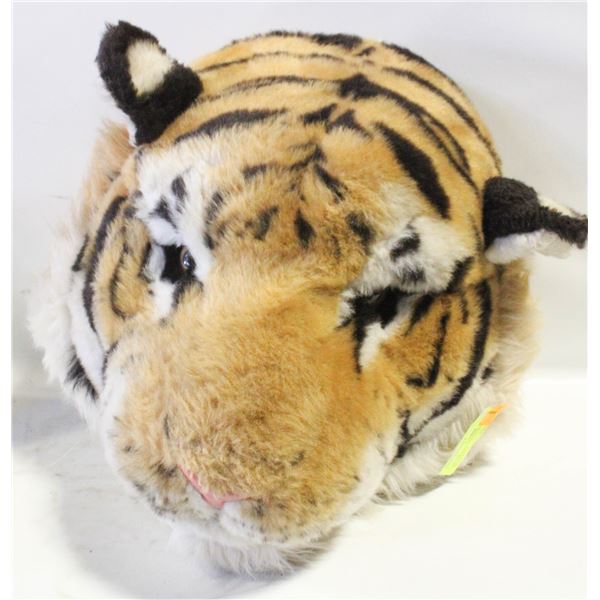 ESTATE LIFE SIZED FAUX TIGER HEAD WALL