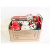 Image 1 : DECORATIVE CHRISTMAS ORNAMENTS/DÉCOR- BOX LOT