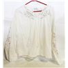 Image 1 : LARGE SUNSET BOHO TASSEL LONG SLEEVE TOP