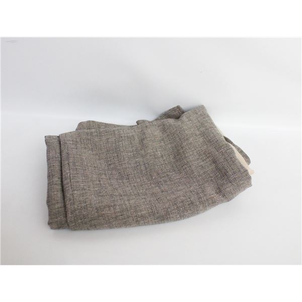 D'ORAZ CANADA WOOL BLEND SKIRT- SIZE 16