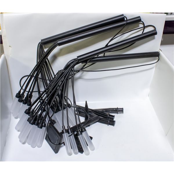 4 PACK OF AURORA SOLAR FIREFLY OUTDOOR LIGHTS