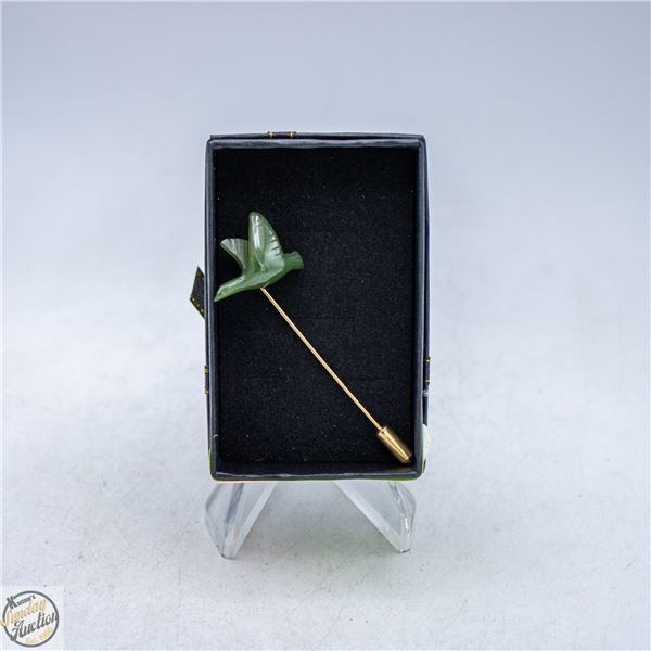 VINTAGE JADE DUCK TIE PIN