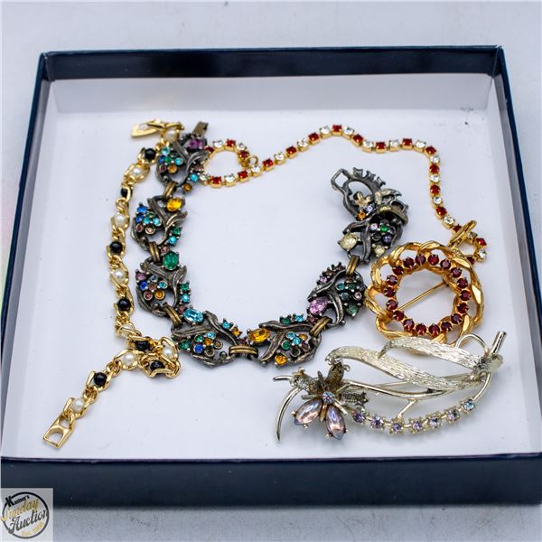 LOT OF 3 VINTAGE BRACELETS WITH RHINESTONES WITH