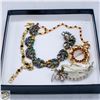 Image 1 : LOT OF 3 VINTAGE BRACELETS WITH RHINESTONES WITH