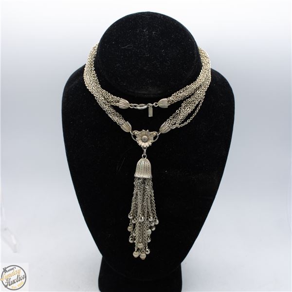 VINTAGE SILVER TONE TASSEL PENDANT NECKLACE