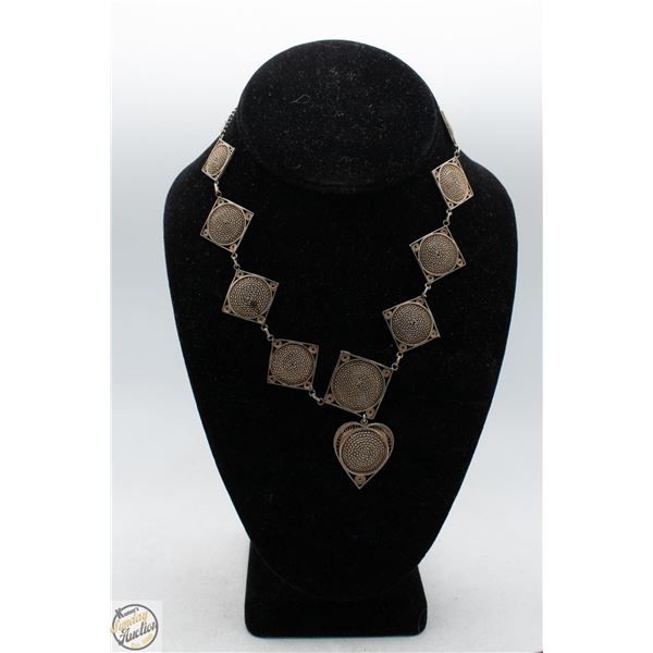 VINTAGE FILAGREE NECKLACE