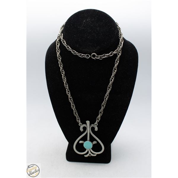 VINTAGE CELTIC KNOTWORK PENDENT NECKLACE