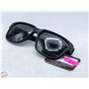 Image 1 : PAIR OF NEW SUNGLASSES