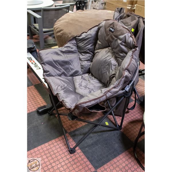 MAC SPORTS PADDED CLUB FOLDING CHAIR - BROWN