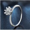 Image 1 : 1 CT GRA CERTIFIED ROUND BRILLIANT MOISSANITE