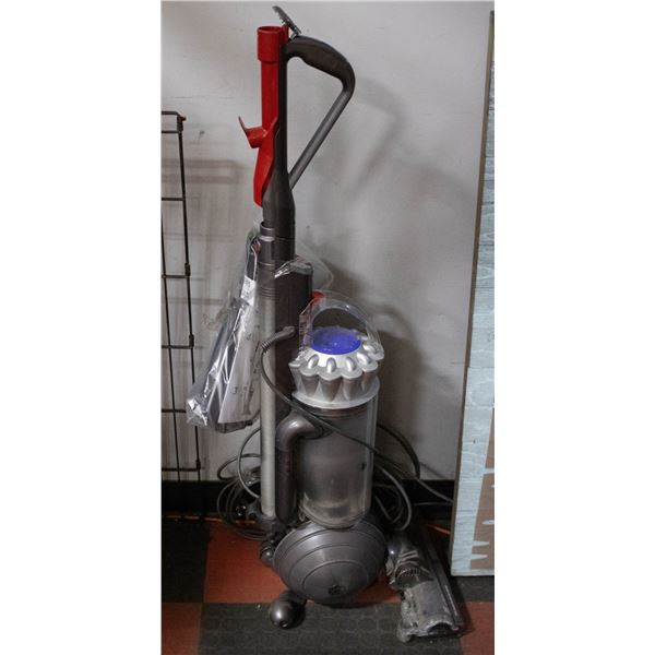 DYSON DC66 UPRIGHT FULL VACUUM