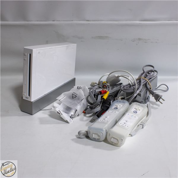 WII CONSOLE WITH ACCESSORIES