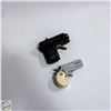 Image 1 : VINTAGE 2 TOY CAP GUNS DYNA-MITE