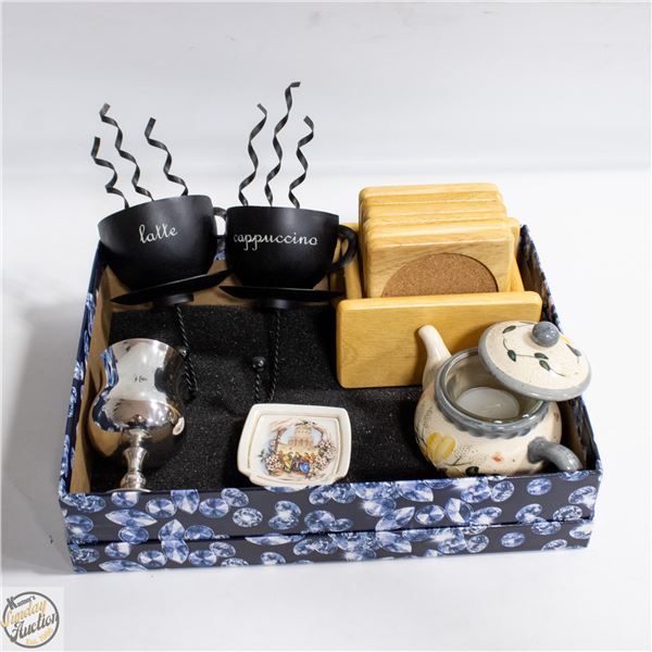 LOT OF ESTATE DÉCOR ITEMS INCLUDES TEALIGHT TEAPOT