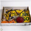 Image 1 : LOT OF VARIOUS VINTAGE TOOLS AND COLLECTABLES