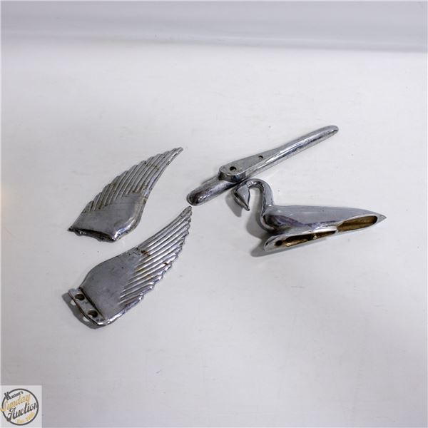 VINTAGE PACKARD SWAN HOOD ORNAMENT CHROME