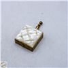 Image 1 : VINTAGE BRASS MOTHER OF PEARL PORTABLE ASHTRAY