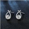 Image 3 : 2 CT GRA CERTIFIED FISHTAIL STYLE ROUND BRILLIANT