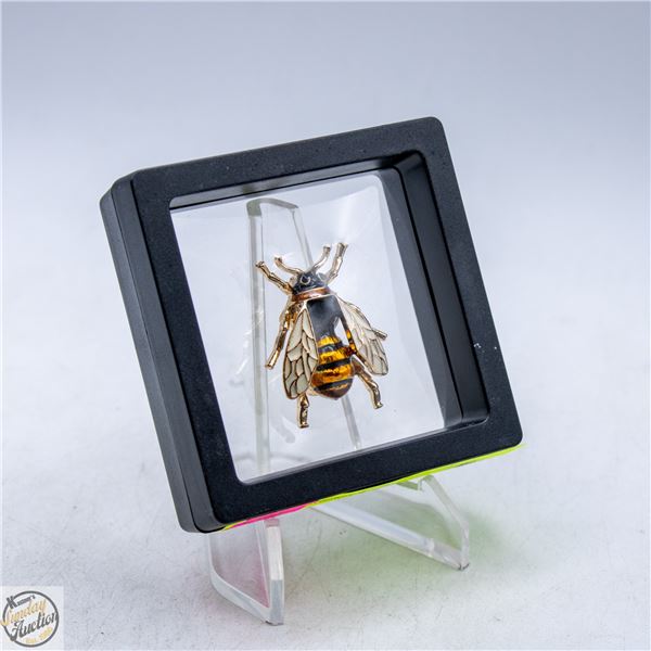 NEW BEE BROOCH GOLDTONE WHITE ENAMEL