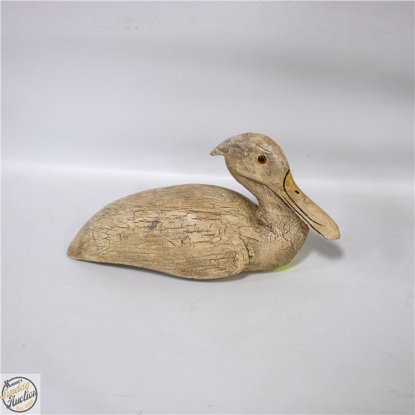 ANTIQUE WOOD CARVED DUCK DECOY - NECK NEEDS REPAIR
