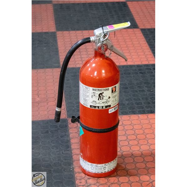 10 LB FULLY CHARGED FIRE EXTINGUISHER