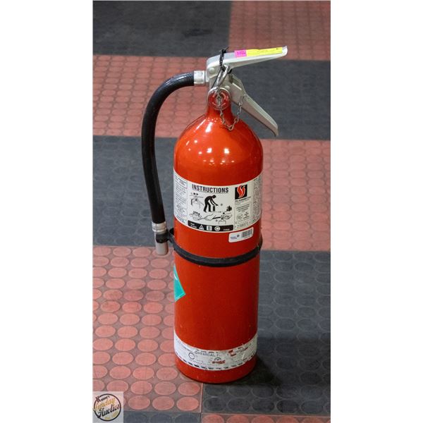 10 LB FULLY CHARGED FIRE EXTINGUISHER