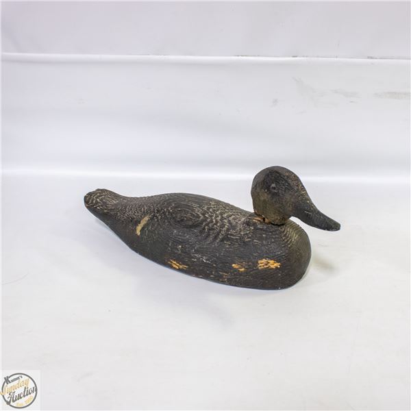 ANTIQUE WOOD CARVED DUCK