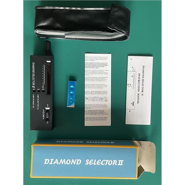 NEW PORTABLE DIAMOND & MOISSANITE TESTER