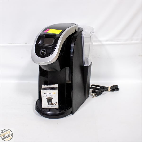 KEURIG 2.0 COFFEE MACHINE